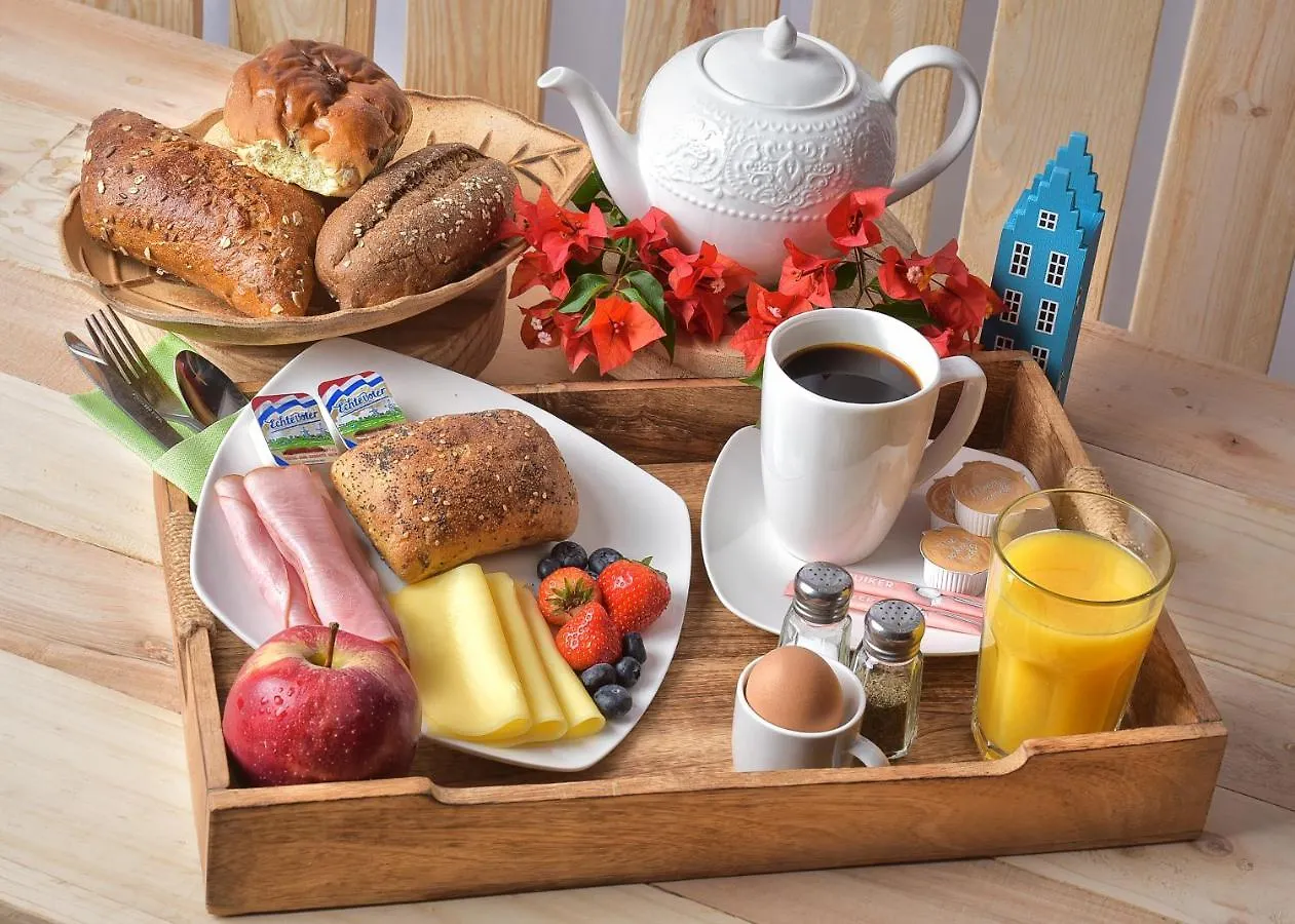 Bed & Breakfast Turquoise B&B Willemstad