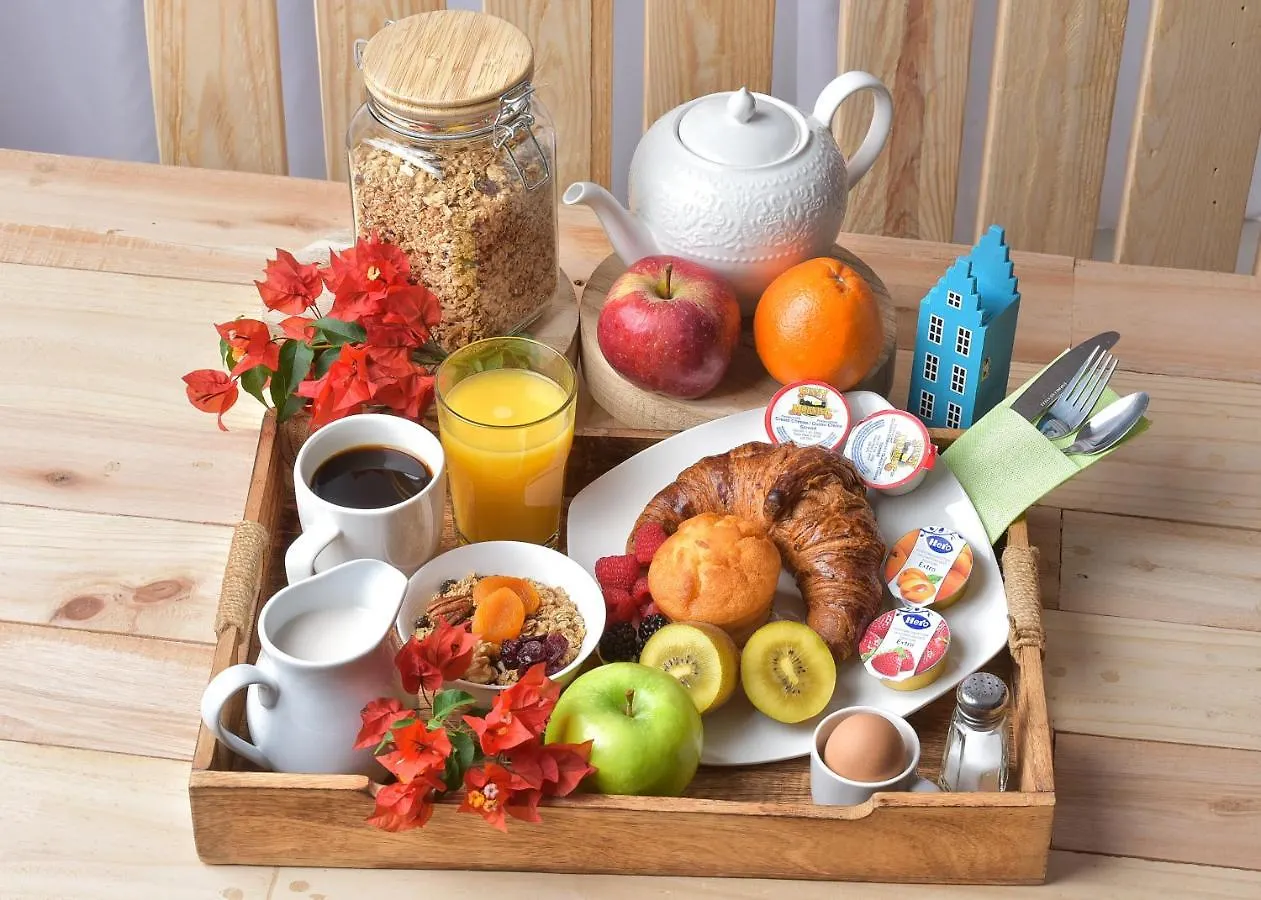 Couette-café Turquoise B&B Willemstad
